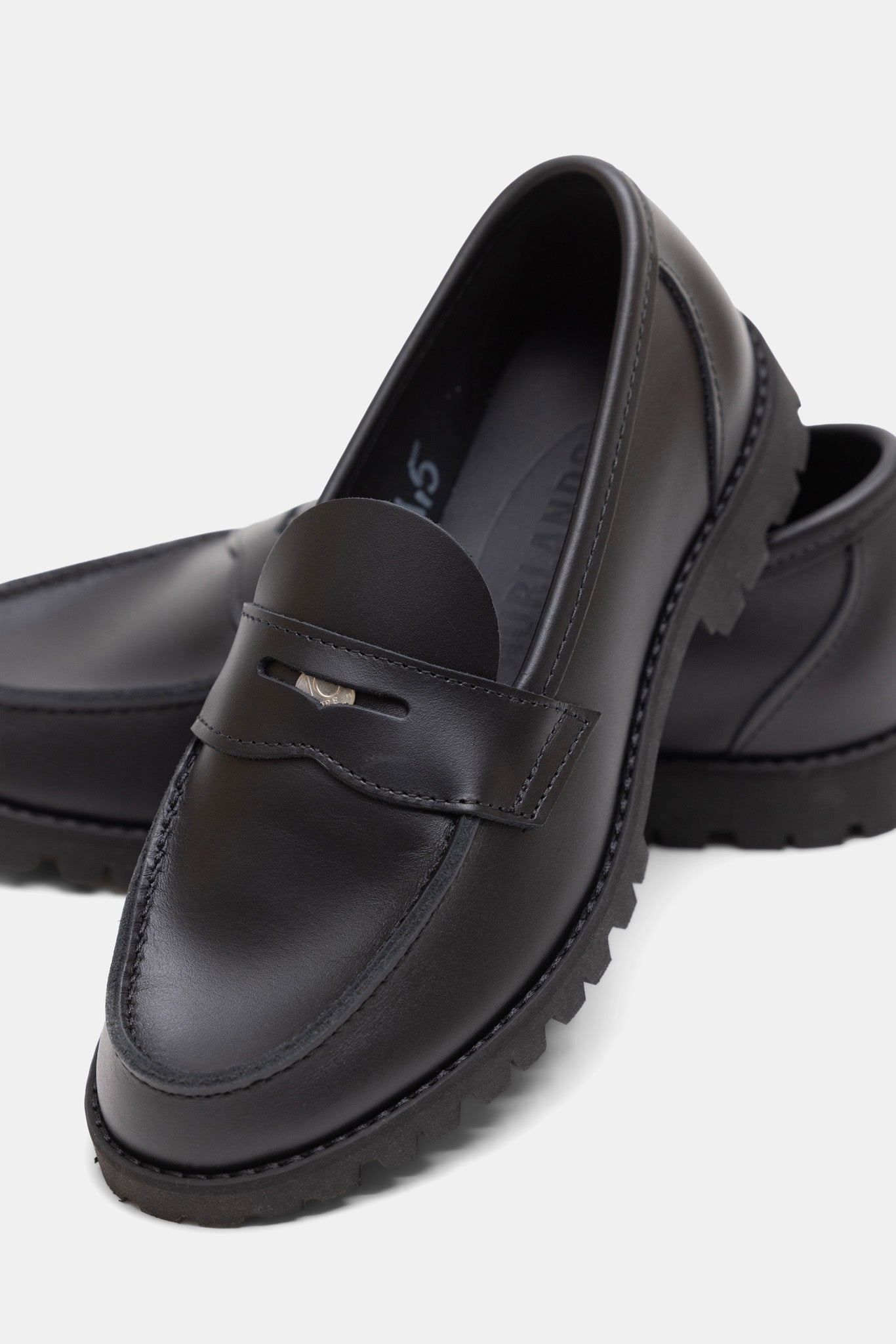 Aurlandskoen Wangen Svart Grov Såle - sett ovenfra