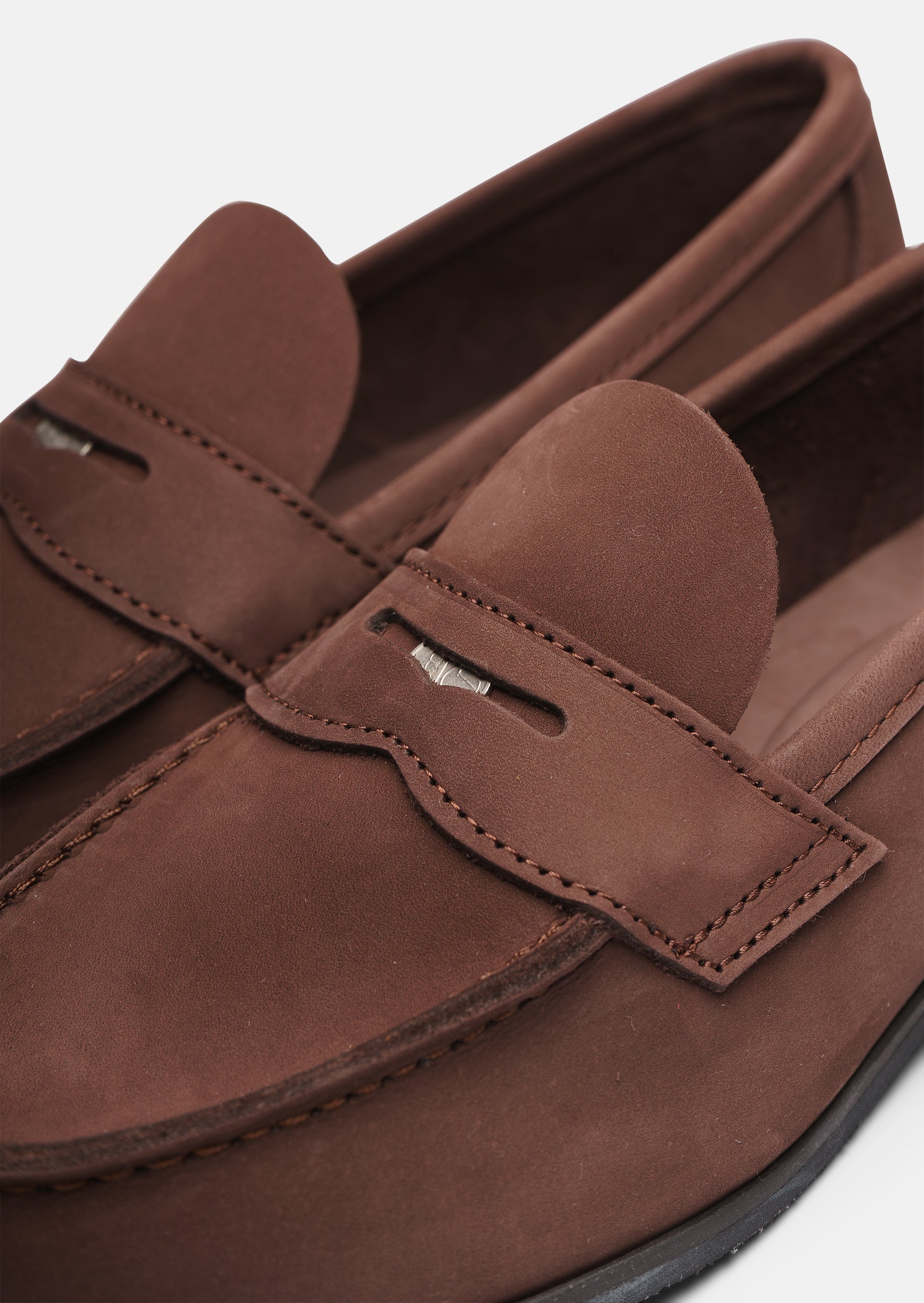 Aurlandskoen Wangen Kastanje Nubuck - sporty pennyloafer i kastanjefarget nubuck