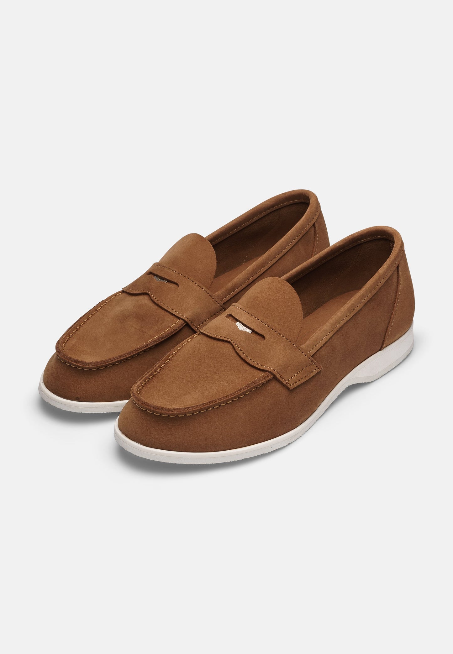 Aurlandskoen Wangen Sand Nubuck - sporty pennyloafer i sandfarget nubuck