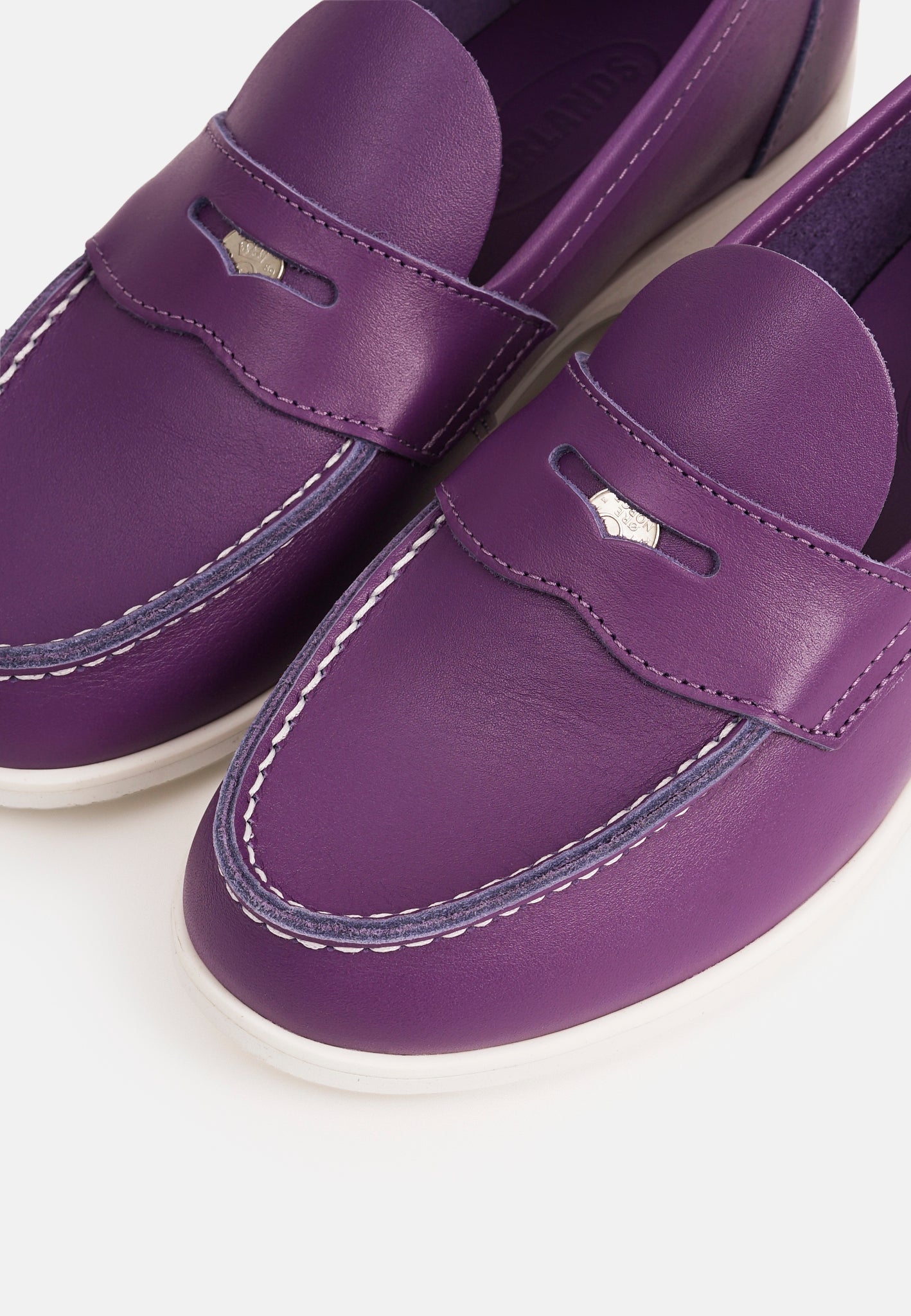 Aurlandskoen Wangen Lilla - sporty pennyloafer i lilla